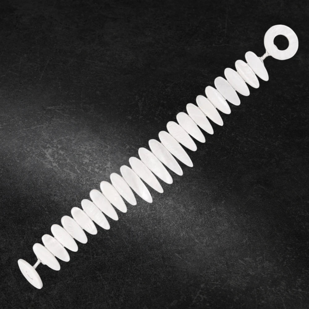 Tropical Pearl Bracelet featuring smooth gem beads arranged in an elegant pattern, designed for women seeking refined jewelry pieces.