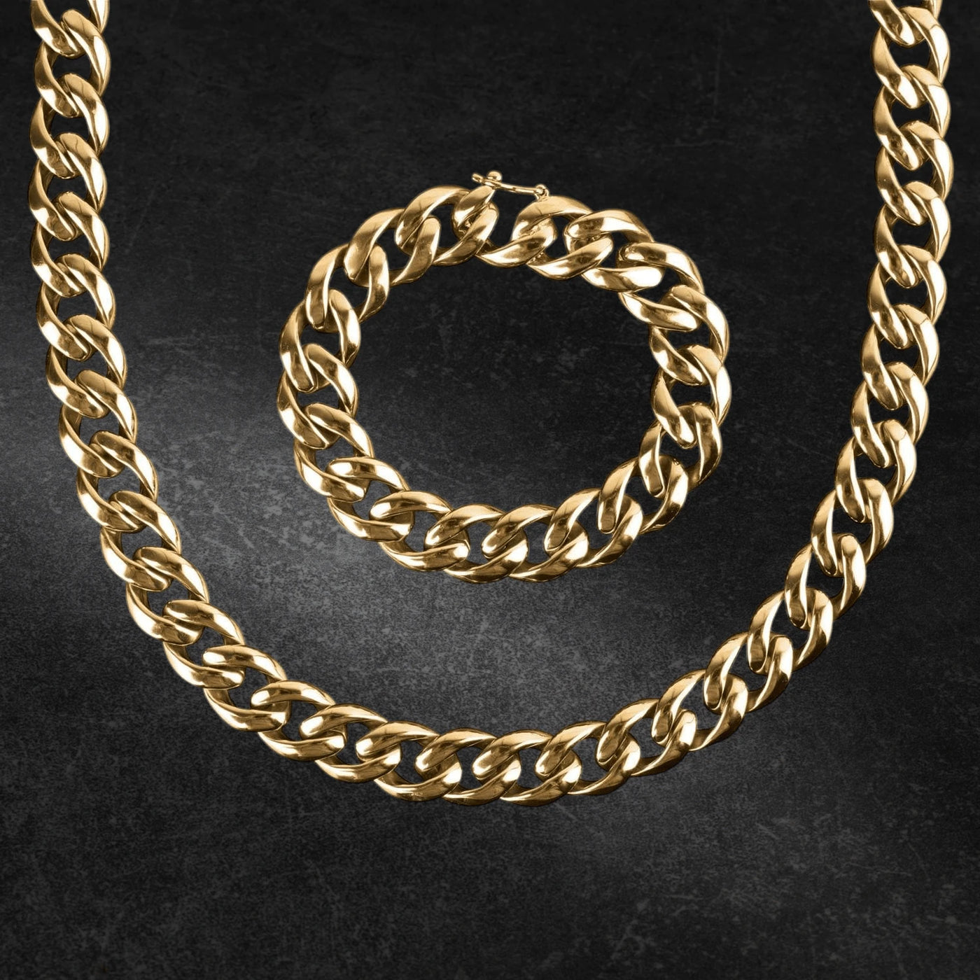 Daniel Steiger Contender Rounded Curb Collection