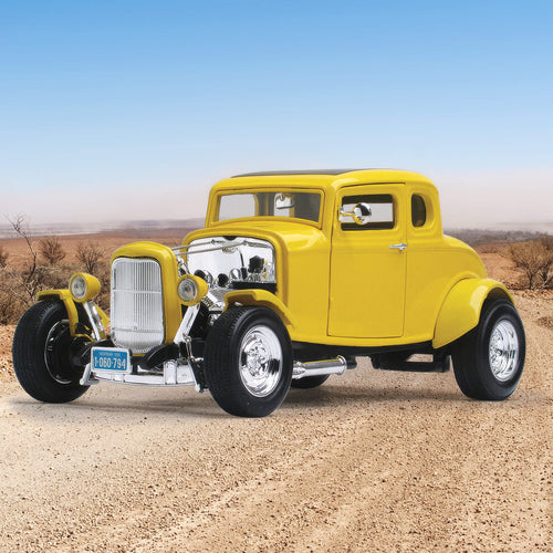 Daniel Steiger 1932 Ford 5-Window Roadster - Yellow