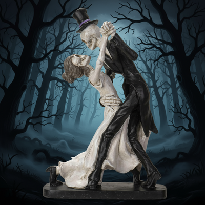 Daniel Steiger The 'Eternal Lovers' Statue