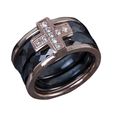 Ceramica Cross Men's Ring featuring a stainless steel band with rose gold plating and a cross adorned with sparkling stones, combining bold style and fine jewelry craftsmanship.